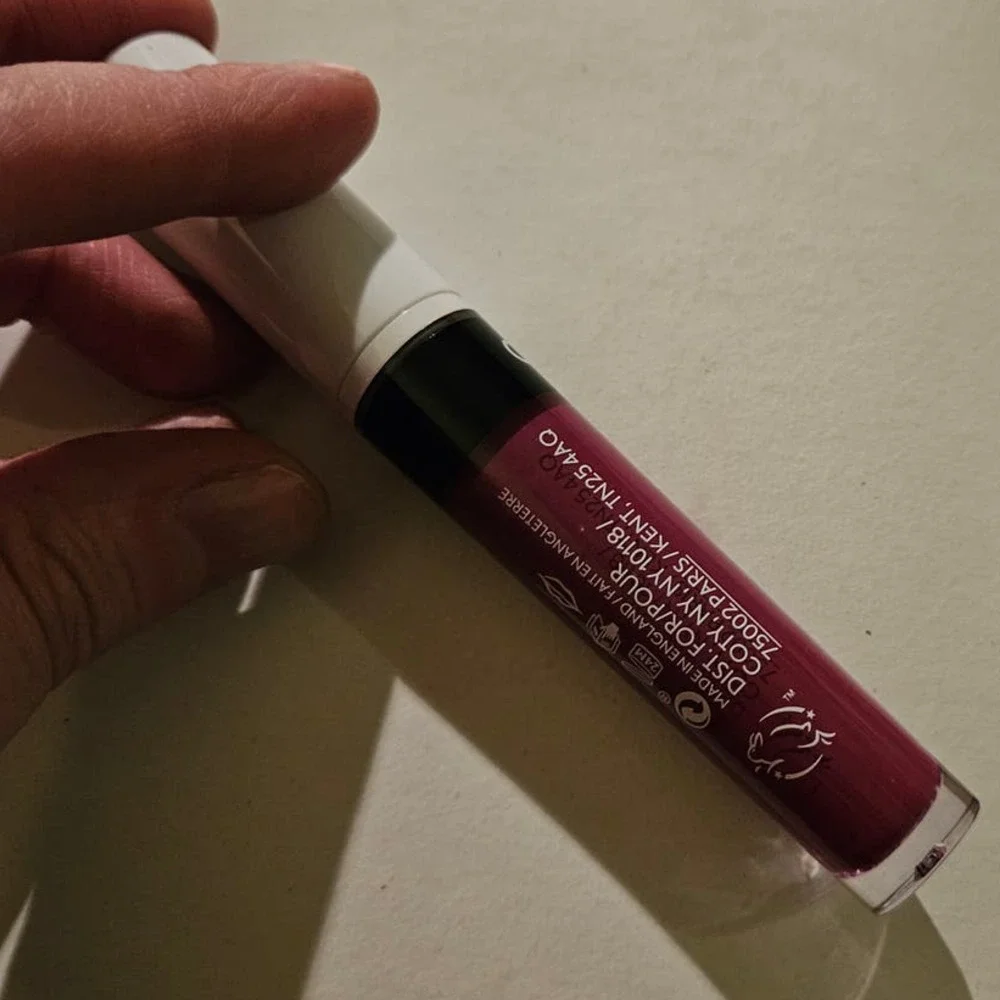 NEW! CoverGirl Outlast Ultimatte Liquid Lipstick 140 Hello Merlot ~ Vegan